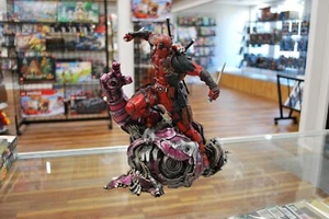 Deadpool Signature Series 1/6 Scale Fine Art Statue (2023) Kotobukiya New - Picture 1 of 8