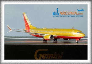 Gemini200 (1:200) Southwest Airlines Boeing 737-8MAX "Desert Gold Retro - N871HK - Picture 1 of 5