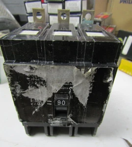 ✌️INTERRUPTOR CIRCUITO ATORNILLADO SIEMENS 90 AMP 3 POLOS 480 AÑOS/277 VAC BQD390 BUEN INTERRUPTOR - Imagen 1 de 4