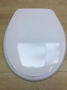 Roca Lucerna A801099004 Toilettensitz, mit verchromten Scharnieren, Weiß, I34296 - Bild 1 von 5