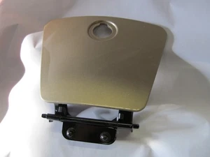 NOS Suzuki 1986 GV1400 CAVALCADE NOS FUEL LID ASSY 47230-24A00-24G - Picture 1 of 4