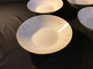 Noritake "DUETTO" #6610 ~ Fine China ~ Set of 4 ~ Dessert Bowls ~ 5 1/2" - Picture 1 of 4