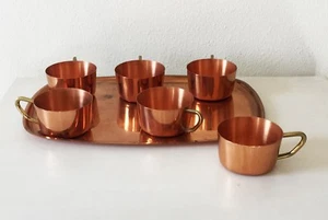 Tazas de cobre con bandeja para servir vintage  - Imagen 1 de 3