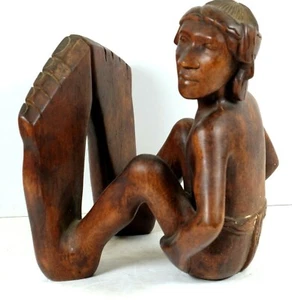 Vintage Philippinen handgeschnitzte Igorot Skulptur Mann mit Stirnband & Ohrringen  - Bild 1 von 6