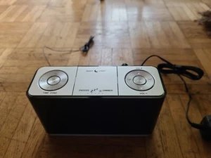 ITOMA CKS507 Radiowecker, FM Digitaler Wecker Nachtlicht, Dual-Alarms, Radio AUX - Bild 1 von 5
