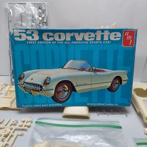 AMT 53 Chevy Corvette Maßstab 1:25 Modellbausatz L1039 - Bild 1 von 7