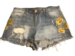 Vanilla Star Damen/Jr Jeans Shorts Gr. 11 Distressed bestickt Blumen Shortie - Bild 1 von 12