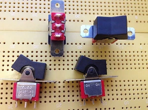 5A @ 28V dc / 120V ac SPDT Black Rocker Switch On-On 2A @ 250V ac Multi Qty - Picture 1 of 1