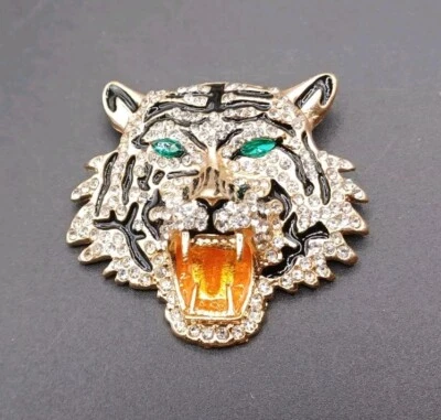 Betsey Johnson Rhinestone Green Eyed Siberian Tiger Cat Goldtone Brooch Pin - Image 1 of 4