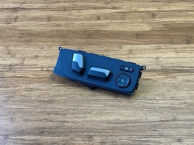 2015-2025 BMW X5 G05 Front Right Side Seat Control Switch Panel 6801482 OEM - Image 1 of 4