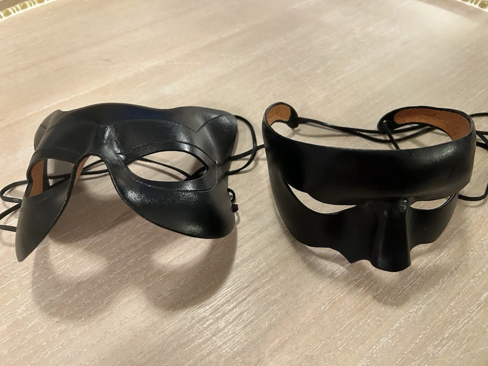 2. BLACK LEATHER FACE MASKS. CAT WOMAN & BANDIT. TIES IN BACK - Image 1 of 4