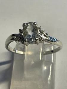 Lovely 9 Carat White Gold AQUAMARINE & DIAMOND Set Cluster Ring - Picture 1 of 6