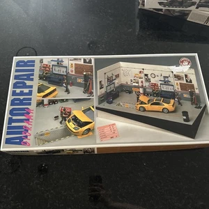 Constructo Autorepair Diorama Auto Riparazione Officina Model Kit Made In Spain Raro 1:18 - Foto 1 di 12