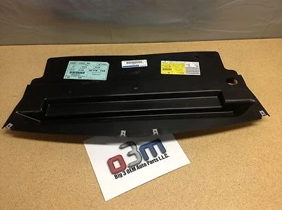 Ford Mustang GT V8 2005-2009 cubierta inferior del motor protector del radiador 5R3Z-17626-BA Foto 1 de 3