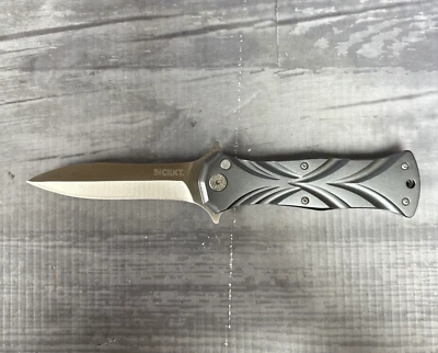 COLUMBIA RIVER CRKT 5280 DYE BUTTON LOCK KNIFE - Image 1 of 4