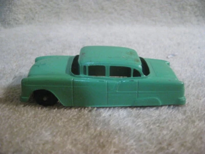 Tootsietoy 1950s Chevy sedan 3" Chicago #24 Lt Green Toy Metal Car EX - Image 1 of 4