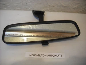 A GENUINE KIA RIO MK1 REAR VIEW MIRROR INC MOUNTING PLATE 2000-2005 - Picture 1 of 2
