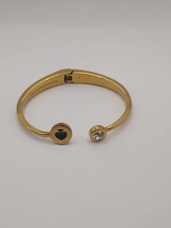 Kate Spade ~ Spot The Spade ~ Brazalete con bisagra de placa dorada ~ Extremo de pala blanca Foto 1 de 2