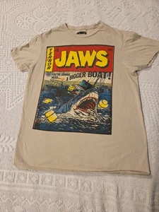 Jaws Comic Book Cover T Shirt Medium YOUR GONNA NEED A Bigger Boat Tan  - Picture 1 of 4