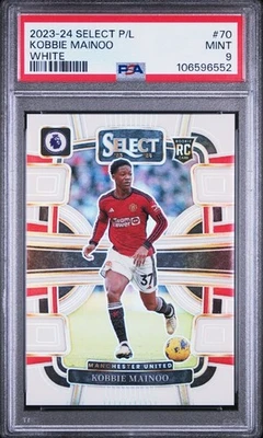 2023-24 Panini Select Premier League #70 Kobbie Mainoo RC Branco /20 PSA 9 Pop 2 - Imagem 1 de 3