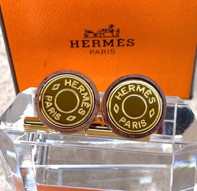 Hermes Paris Fantaisie Sellier Manschettenknöpfe Kette Typ Gold Finish & Holz mit Etui - Bild 1 von 4
