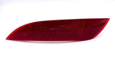 Panel reflector de parachoques trasero rojo del lado del conductor para Ford Focus Hatchback 2015-2018 Foto 1 de 4