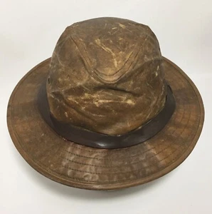 C.C. Filson Co Waxed Tin Cloth Packer Hat size Small Seattle USA - Picture 1 of 7