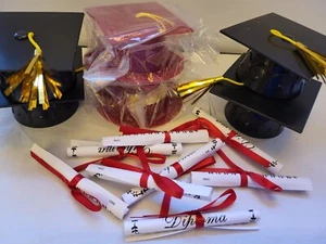 6 Graduation cake topper Sets Lot# 193 - Picture 1 of 1