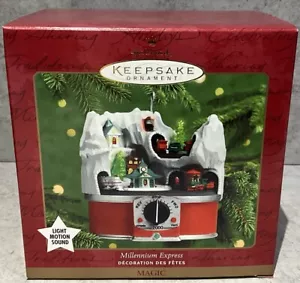 Hallmark 2000 Denkmal Ornament Millennium Express Light Motion Sound - Bild 1 von 2