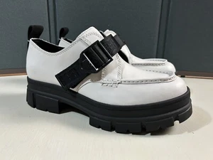 UGG Women Sz 8.5 Ashton Black & White Platform Combat Buckle Boot Shoe NEW $130 - Picture 1 of 8