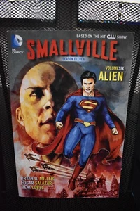 Smallville Season Eleven Volume 6 Alien DC TPB CW TV Show Lex Luthor Clark Kent - Picture 1 of 1
