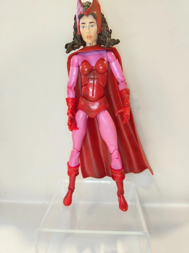 ToyBiz Marvel Legends Scarlet Witch 2005 - Wanda Maximoff figura suelta solamente Foto 1 de 4
