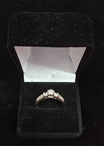 Größe 9,75 Damen 14 Karat Weißgold Verlobungsring ~ 3,6 g - Bild 1 von 7