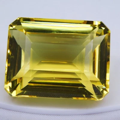146.40 Cts Natural Swiss Yellow Topaz Radiant CERTIFIED Flawless Loose Gemstone - Image 1 of 4