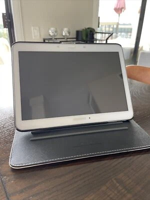 Samsung Galaxy Tab 4 SM-T530 16GB 10.1" Touchscreen QuadCore Android Tablet Wifi - Image 1 of 4