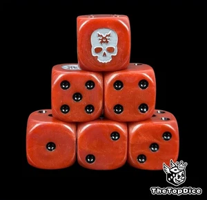 Red blood god for grimdark sci fi tabletop wargames D6 skull war dice - Picture 1 of 5