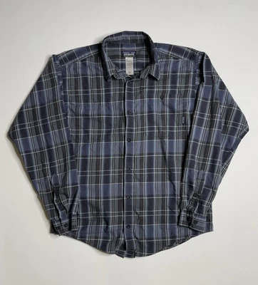 Patagonia Organic Cotton Plaid Long Sleeve Button Up Shirt Men’s Size M - Image 1 of 4
