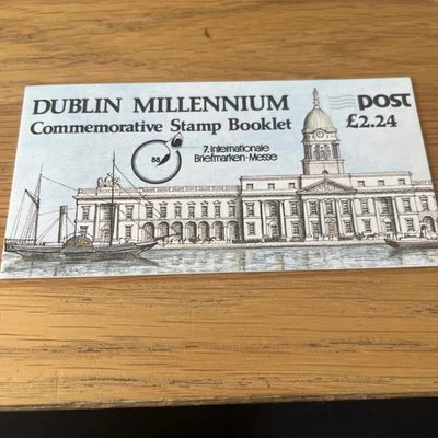 DUBLIN MILLENNIUM COMMEMORATIVE STAMP BOOKLET 1988 IRISH IRELAND EIRE STAMPS - Image 1 of 4