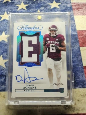 1/1 2023 Panini Flawless Collegiate Devon Achane RPA Card Chase READ Description Foto 1 de 4
