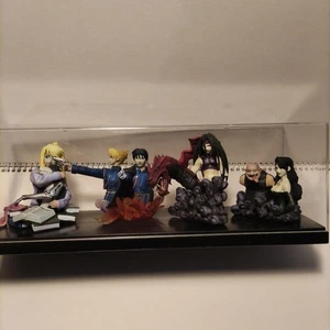 Fullmetal Alchemist Action Figure Set 4 Figure 20 cm Vetrina Espositore Incluso - Foto 1 di 3