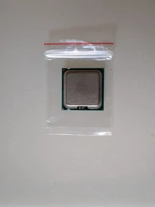 PROCESSORE SOCKET LGA 775 INTEL PENTIUM D 930 DUAL CORE 3,0 GHz - Foto 1 di 1