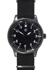Reloj militar con patrón de la década de 1960 - ¡Podría necesitar batería nueva, por lo tanto, menos de la mitad de precio! - Imagen 1 de 10
