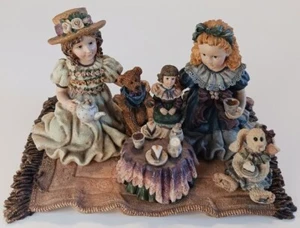 Boyds Bear Sarah & Heather with Elliot Dolly Amel-Tea for Four-Yesterday's Child - Picture 1 of 5