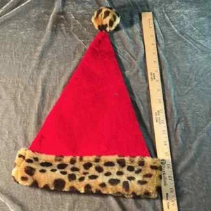 Sombrero de Papá Noel rojo con estampado de leopardo - Imagen 1 de 2