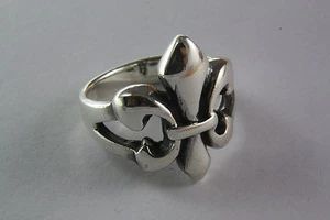 FLEUR-DE-LYS ROYAL SILVER RING GOTHIC LILIES RING 925 SILVER / 442 - Picture 1 of 1