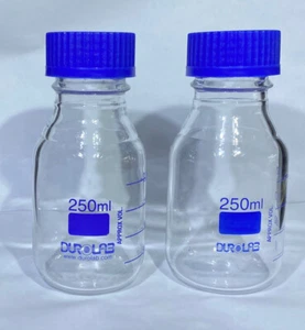 2 X 250ml MEDIA BOTTLES BOROSILICATE GLASS REAGENT FILTRATION beaker lab - Picture 1 of 1