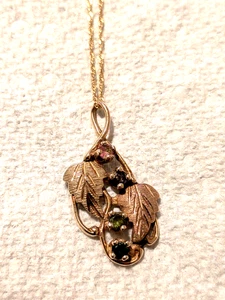 14k Kette mit 10k Anhänger 2,75 Gramm 22" Kette - Bild 1 von 10