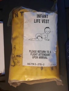 Vintage United Airlines Baby Schwimmweste 2003 ungeöffnet - Bild 1 von 3