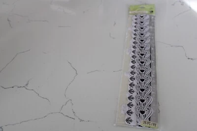 Álbum de recortes K&Company Frises Elegance adhesivo negro/blanco/plateado borde corazones Foto 1 de 4