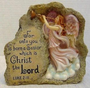 Versículo bíblico cristiano decoración del hogar Lucas 2:11 piedra de resina con estatuilla de ángel  - Imagen 1 de 6
